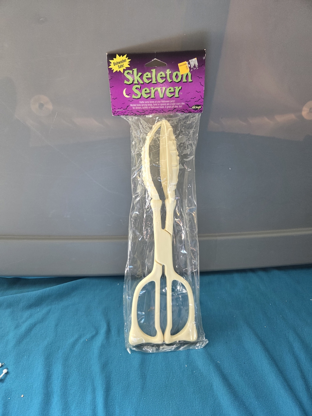 Skeleton Server Serving Tongs Bone Shaped Halloween Party Food Serverware